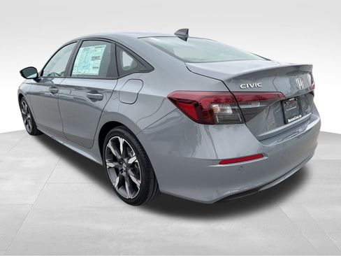 Used 2025 Honda Civic Sport image 13