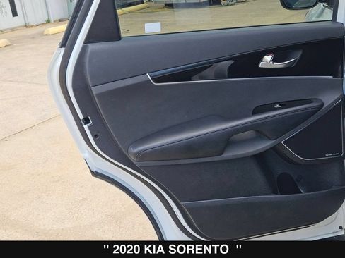 Used 2020 Kia Sorento SX FWD image 18