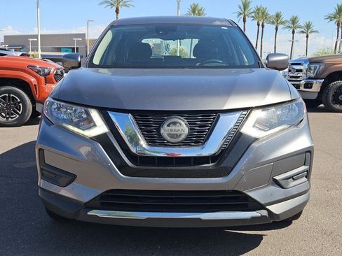 Used 2019 Nissan Rogue S FWD image 2