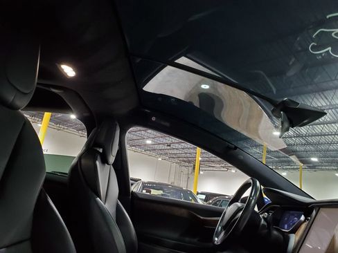 Used 2018 Tesla Model X 100D AWD/4WD image 15