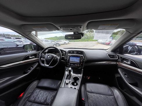 Used 2016 Nissan Maxima Platinum FWD image 12