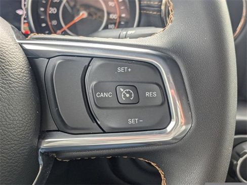 Certified 2023 Jeep Gladiator Overland image 26