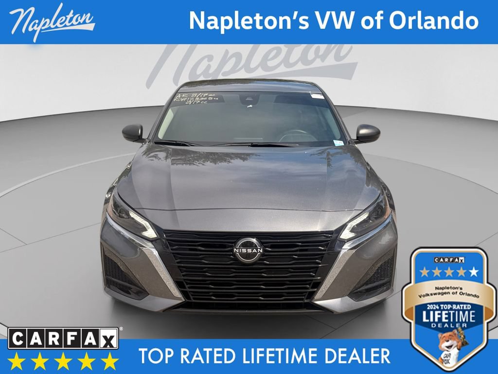 Used 2024 Nissan Altima 2.5 S FWD image 9