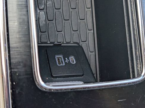 Used 2020 Lincoln Aviator Reserve w/ Equipment Group 201A RWD image 24