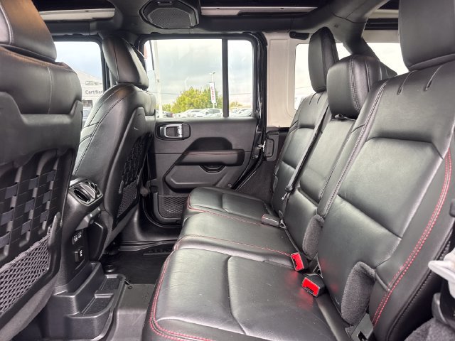 Used 2021 Jeep Wrangler Unlimited Rubicon AWD/4WD image 11