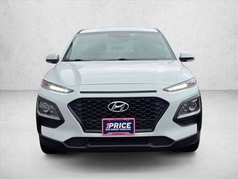 Used 2018 Hyundai Kona SE FWD image 2