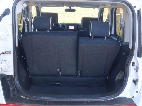 Used 2012 Nissan Cube 1.8 S w/ Indigo Limited Edition Pkg FWD image 18