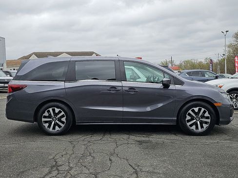 Used 2025 Honda Odyssey EX-L image 7