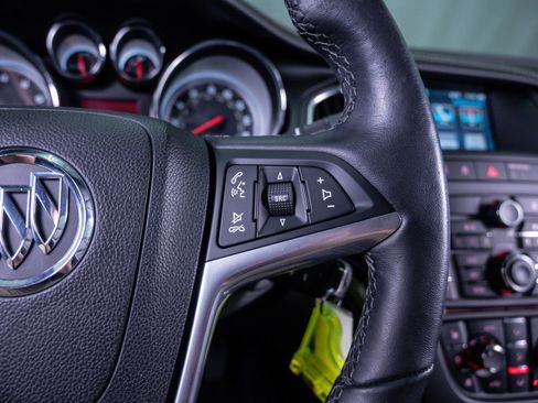 Used 2018 Buick Cascada Premium image 22