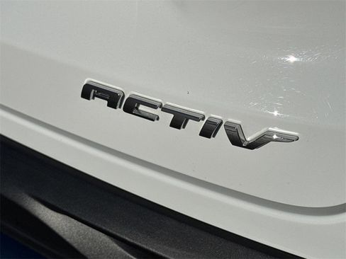 Used 2025 Chevrolet Trax ACTIV image 14