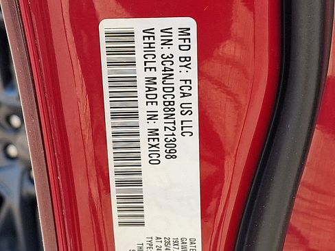Used 2022 Jeep Compass Limited w/ (RED) Package AWD/4WD image 28