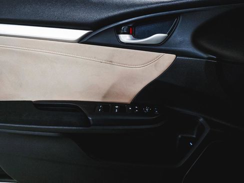 Used 2017 Honda Civic EX image 15