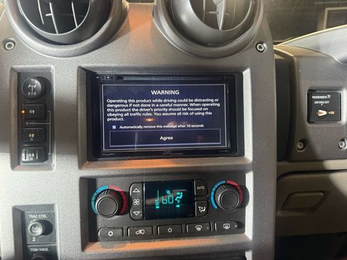 Used 2003 HUMMER H2 w/ Preferred Equipment Group AWD/4WD image 13