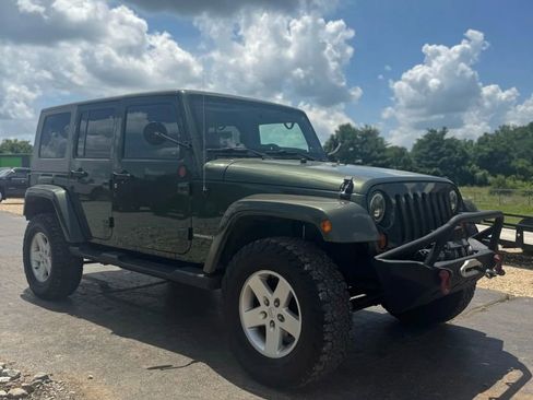 Used 2008 Jeep Wrangler Unlimited Sahara image 9