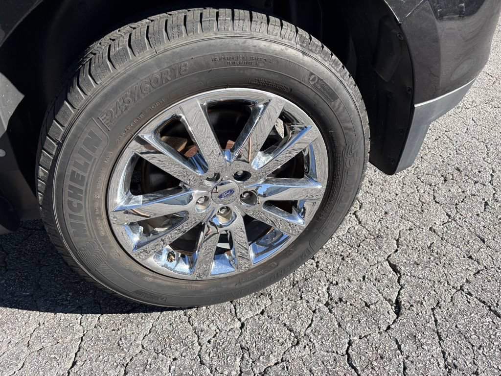 Used 2013 Ford Edge SEL FWD image 16