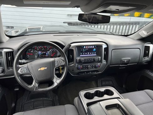 Used 2017 Chevrolet Silverado 1500 LT w/ LT Eassist Package image 32