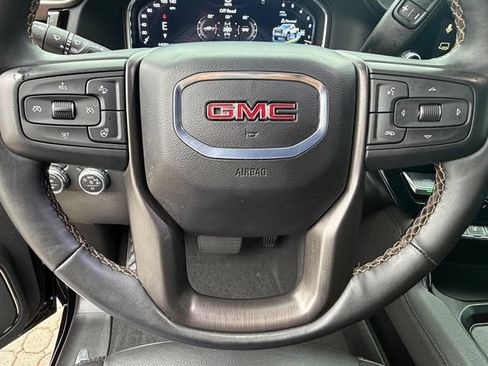 Certified 2025 GMC Sierra 2500 AT4 w/ Technology Package AWD/4WD image 23