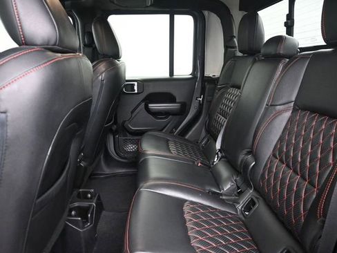 Used 2020 Jeep Gladiator Sport w/ Quick Order Package 24S image 7