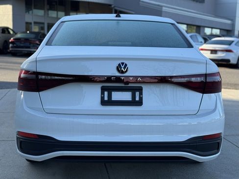New 2025 Volkswagen Jetta S image 9