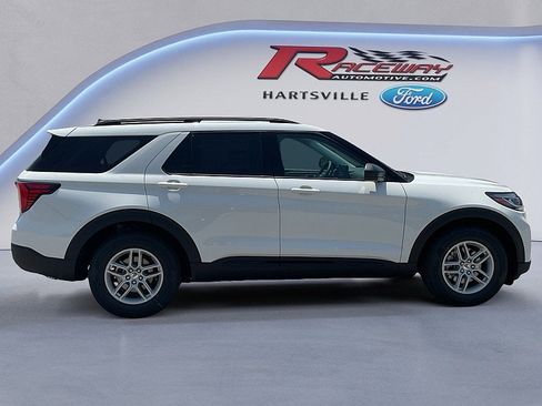 New 2026 Ford Explorer Active w/ Active Comfort Package RWD image 3