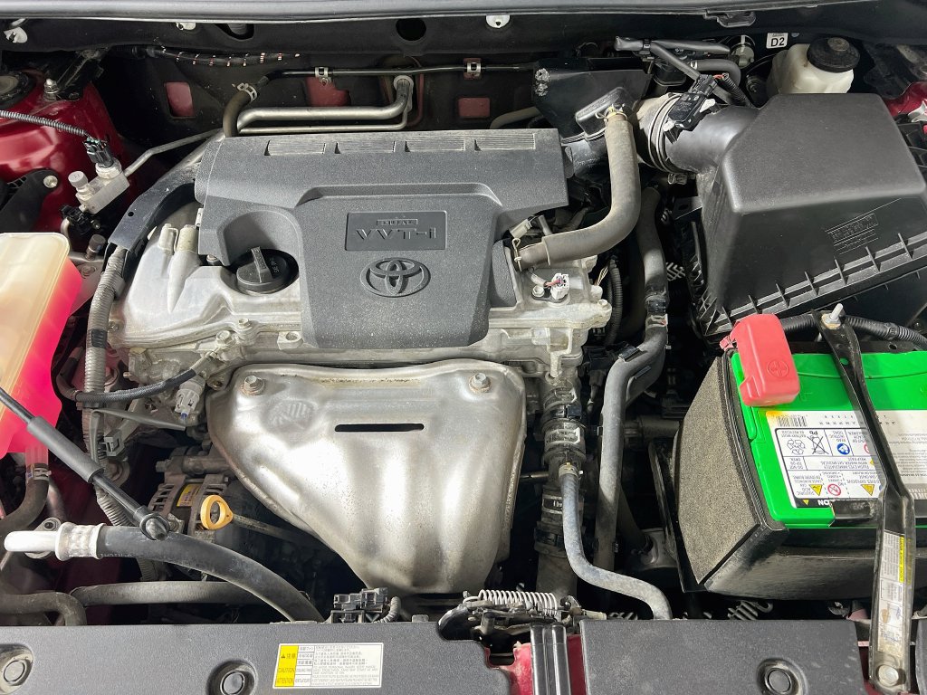 Used 2018 Toyota RAV4 Adventure AWD/4WD image 27