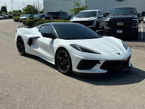 Used 2022 Chevrolet Corvette Stingray Preferred Conv w/ Z51 Performance Package RWD image 3