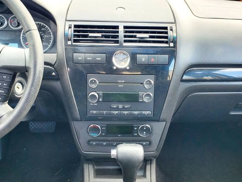Used 2009 Ford Fusion SEL FWD image 18