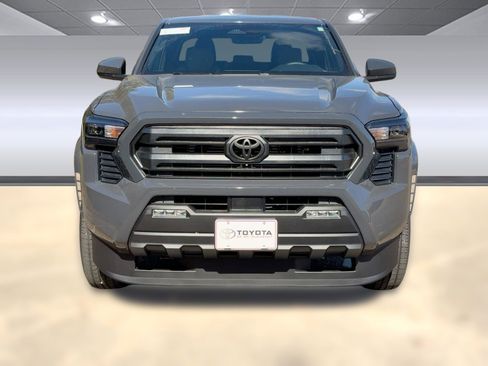 New 2025 Toyota Tacoma SR5 image 5