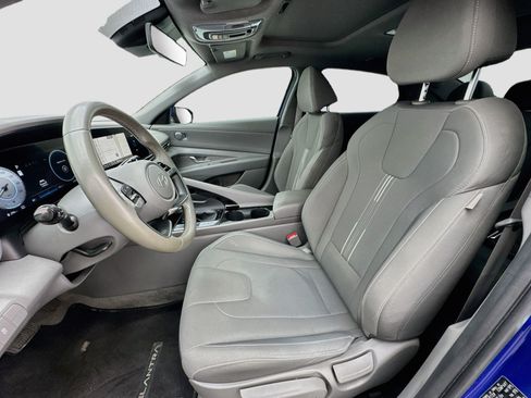 Used 2024 Hyundai Elantra SEL w/ Convenience Package FWD image 13