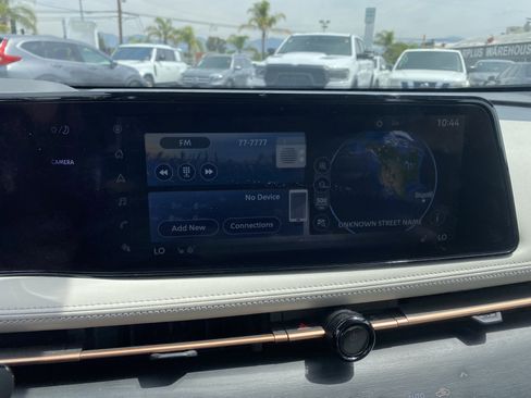 Used 2023 Nissan Ariya FWD image 22