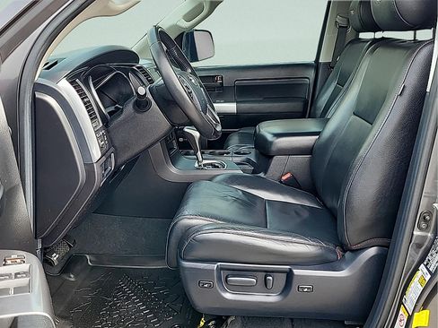 Used 2020 Toyota Sequoia TRD Pro AWD/4WD image 15