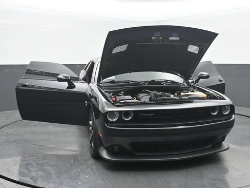 Used 2022 Dodge Challenger R/T Scat Pack RWD image 49