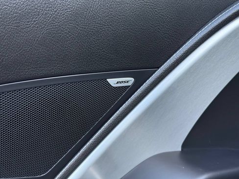 Used 2019 Chevrolet Corvette Stingray Coupe w/ Carbon Flash Badge Package RWD image 5