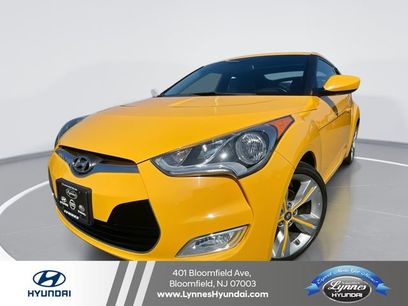 Used 2014 Hyundai Veloster w/ Technology Package 03