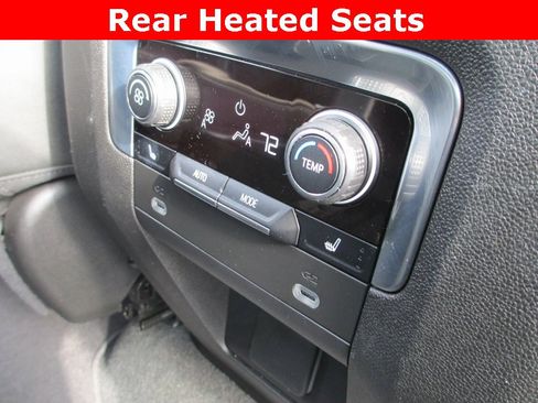 Used 2021 Chevrolet Tahoe Premier w/ Premium Package image 24