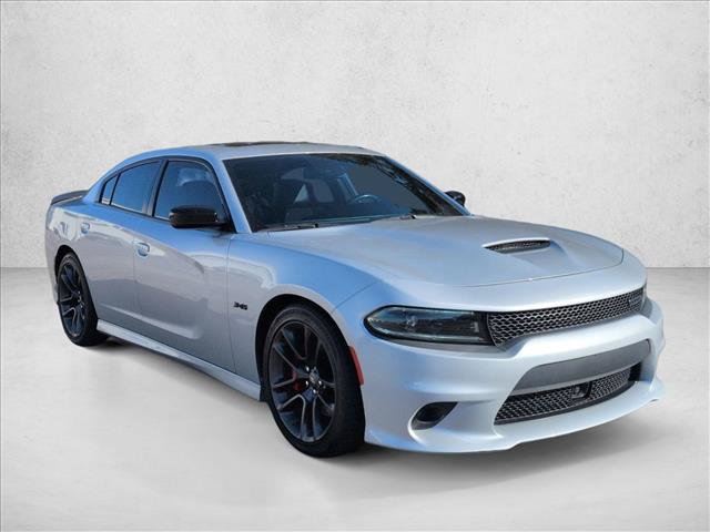 Used 2023 Dodge Charger R/T w/ Plus Group RWD image 4