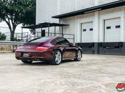 Used 2005 Porsche 911 Carrera S RWD image 55