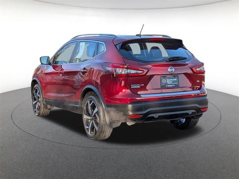 Used 2022 Nissan Rogue Sport SL image 7