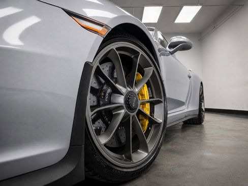 Used 2014 Porsche 911 GT3 RWD image 90