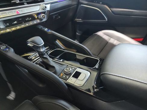 Certified 2023 Kia Telluride SX Prestige AWD/4WD image 10