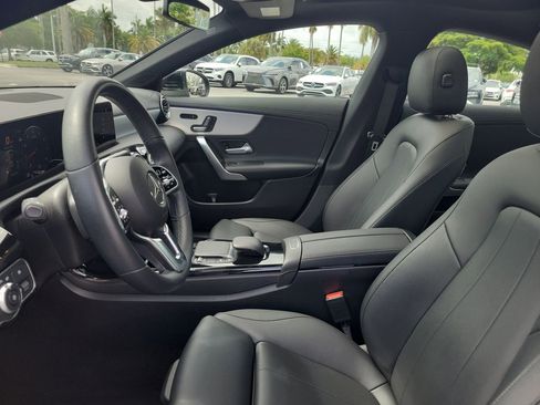 Used 2023 Mercedes-Benz CLA 250 image 23