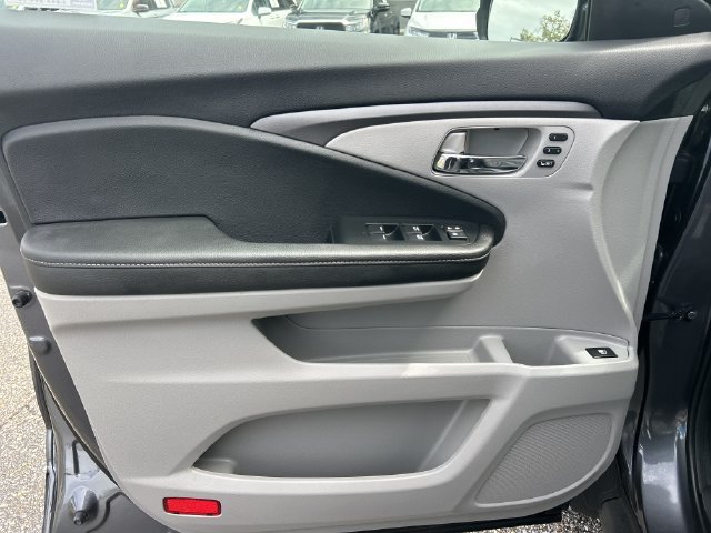 Used 2023 Honda Ridgeline RTL image 17
