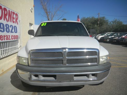 Used 2001 Dodge Ram 2500 Truck 2WD Quad Cab image 7