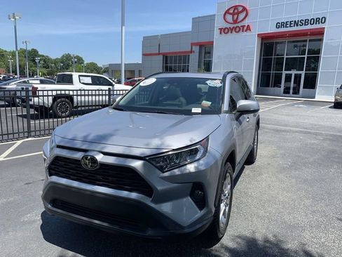 Certified 2021 Toyota RAV4 XLE Premium FWD image 1
