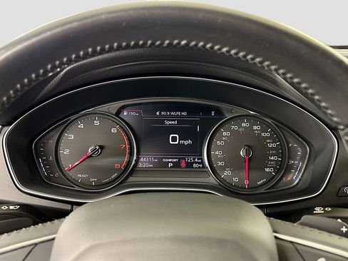 Used 2019 Audi Q5 2.0T Premium w/ Convenience Package image 10