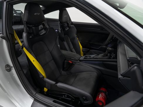 Used 2022 Porsche 911 GT3 RWD image 67
