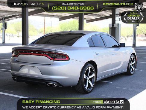 Used 2015 Dodge Charger SE RWD image 7