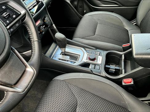 Used 2023 Subaru Forester Premium AWD/4WD image 18