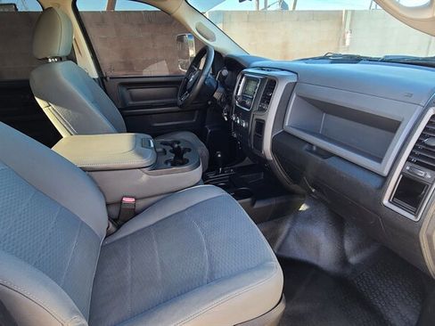 Used 2014 RAM 2500 Tradesman w/ Chrome Appearance Group image 5
