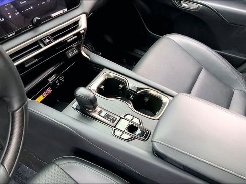 Certified 2023 Lexus RX 350 Premium w/ Cold Area Package AWD/4WD image 17